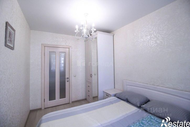 3-комн квартира ул Юрина, 245,  д. 245