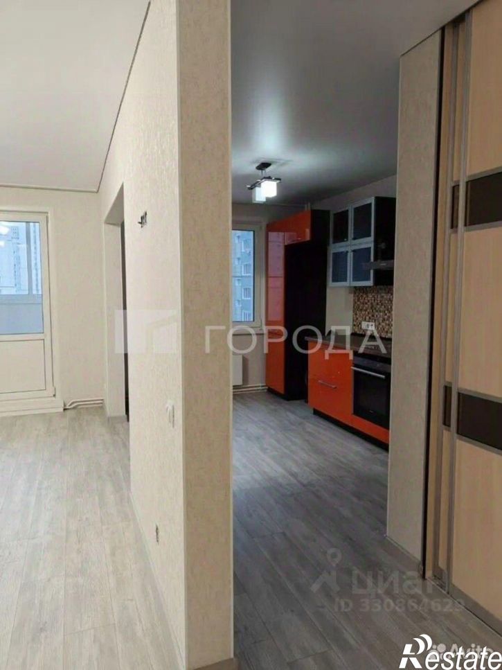3-комн квартира ул Сергея Ускова, 3,  д. 3