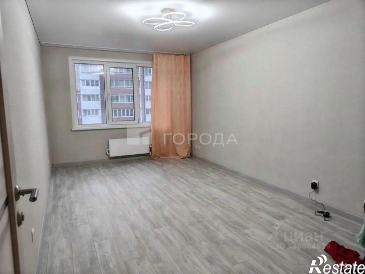 3-комн квартира ул Сергея Ускова, 3,  д. 3