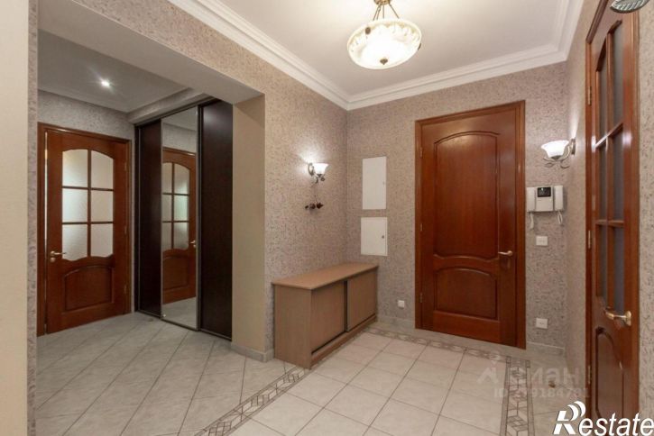 3-комн квартира улица Анатолия, 20,  д. 20
