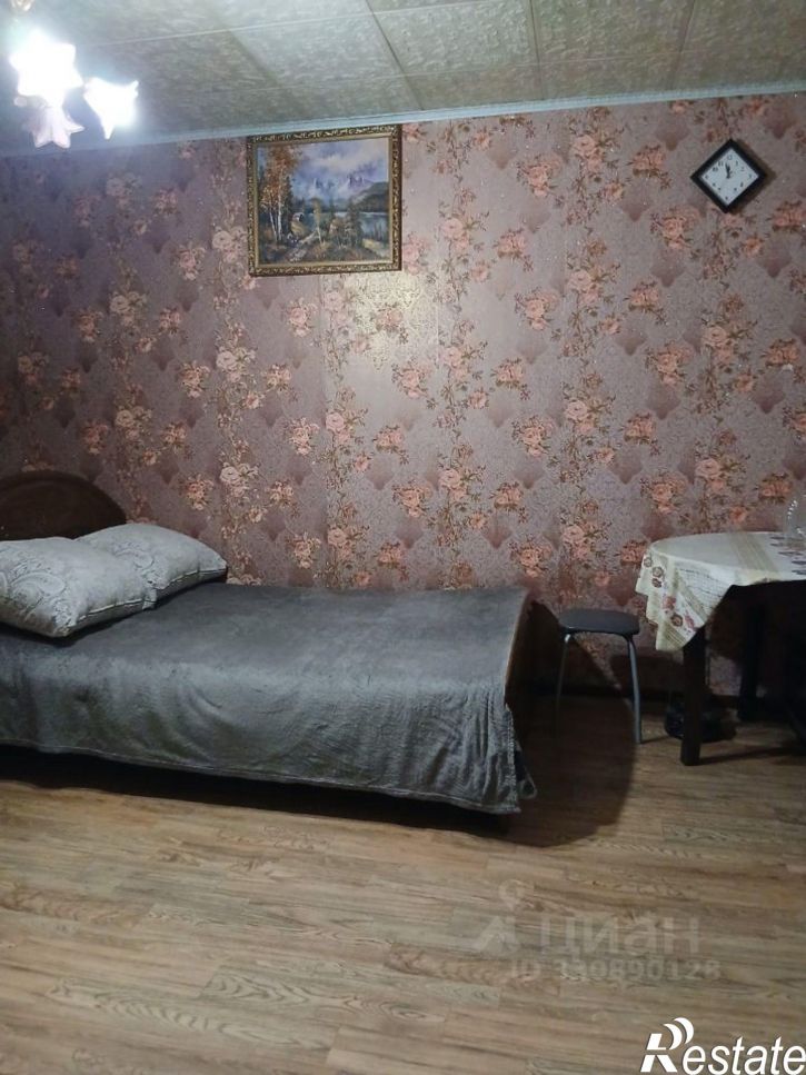 Комната улица Глушкова, 38,  д. 38
