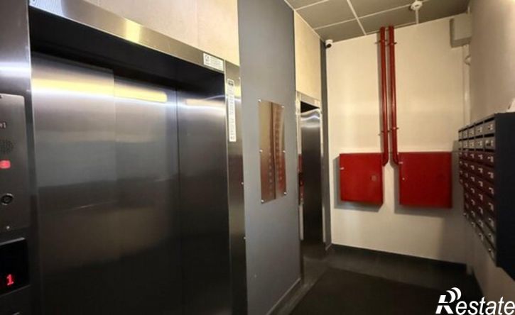 3-комн квартира ул Профинтерна, 28а,  д. 28а