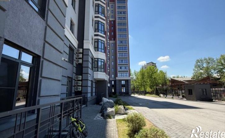 3-комн квартира ул Профинтерна, 28а,  д. 28а