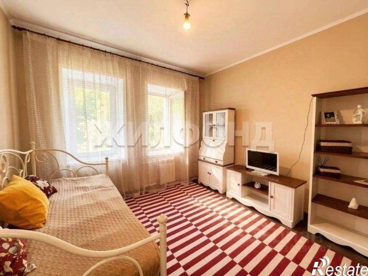4-комн квартира ул Сизова, 43,  д. 43