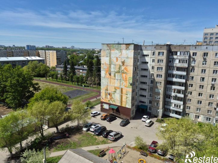 3-комн квартира улица Матросова, 10,  д. 10