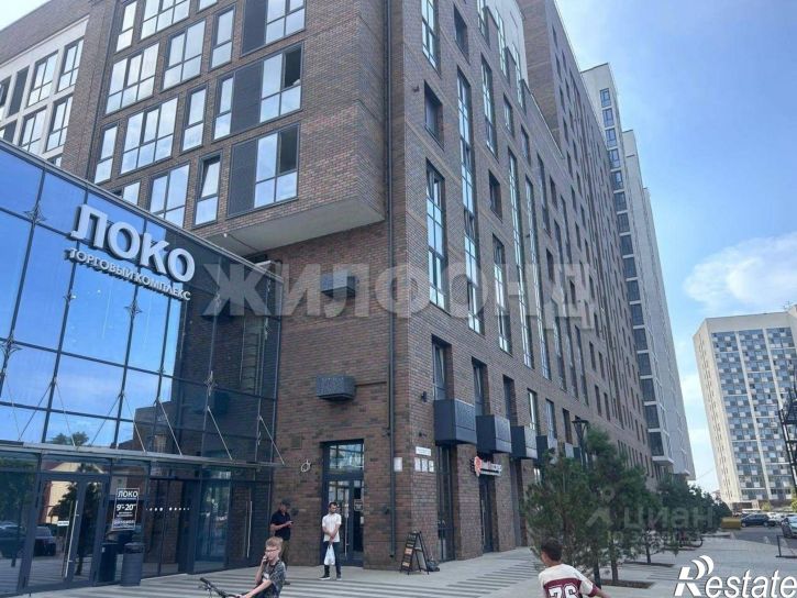 3-комн квартира пр-кт Строителей, 18 1,  д. 18 1,  к. 1