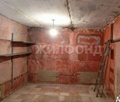 17 кв м ул Гущина, 164а