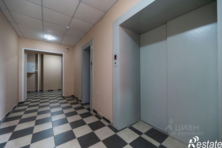 3-комн квартира ул Юрина, 168к,  д. 168к