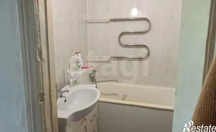 2-комн квартира ул Глушкова, 52,  д. 52