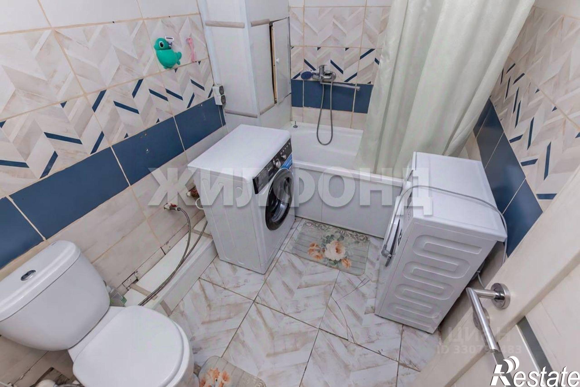 Купить комнату за 2 600 000 рублей на ул Юрина, 190