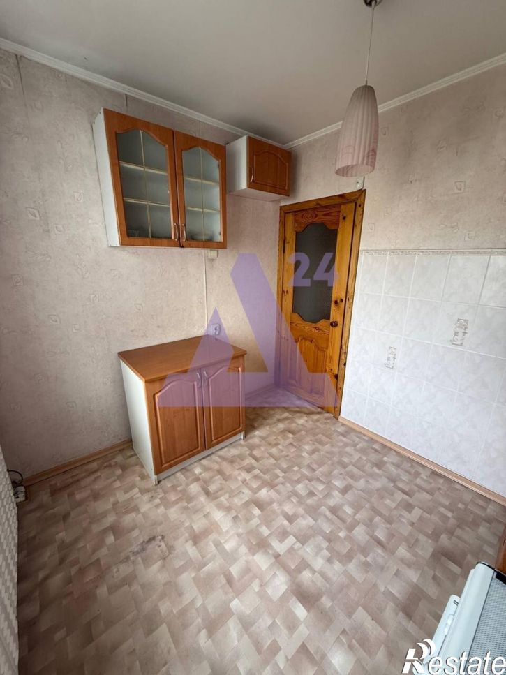 3-комн квартира улица Попова, дом 91