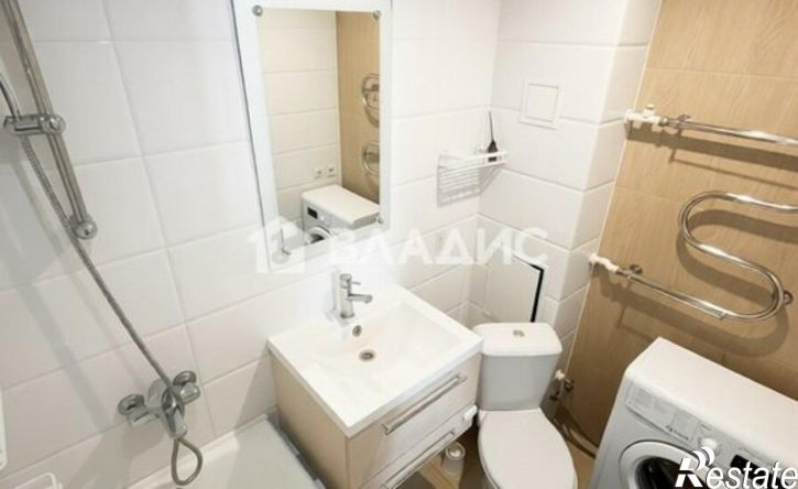 3-комн квартира улица Шумакова, 44,  д. 44