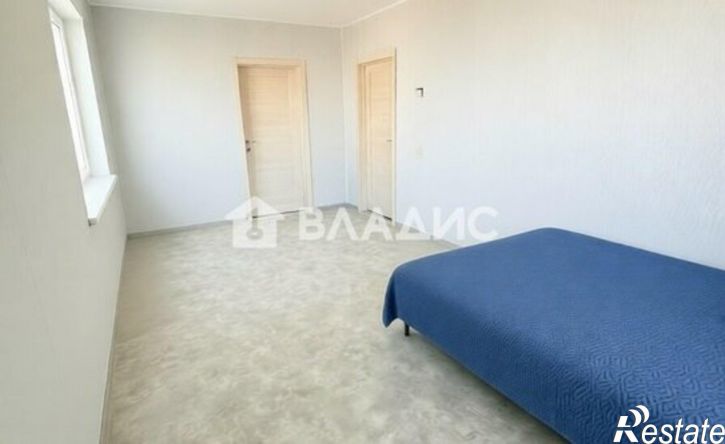 3-комн квартира улица Шумакова, 44,  д. 44