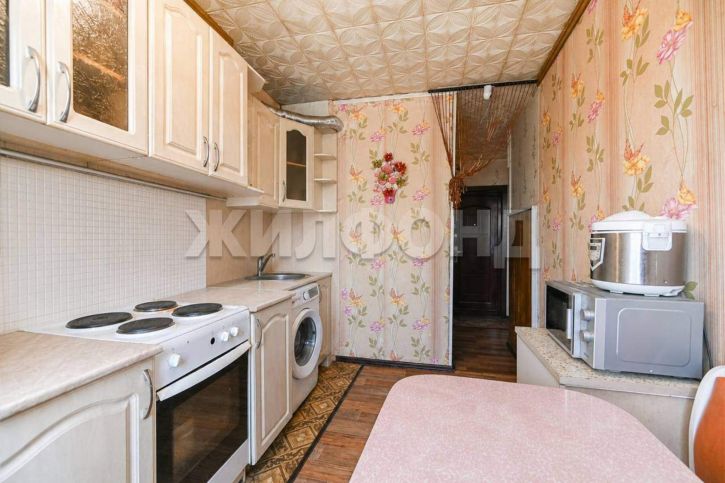 3-комн квартира Веры Кащеевой улица, д.16