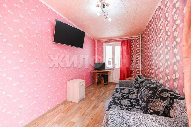 3-комн квартира Веры Кащеевой улица, д.16