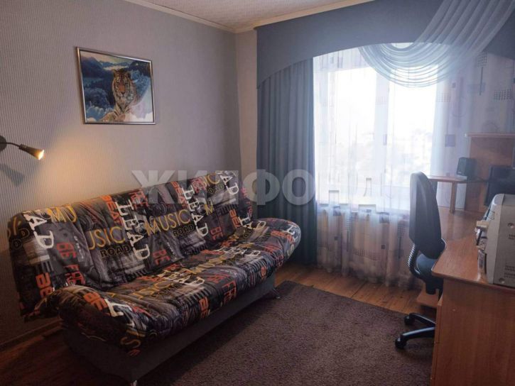 5-комн квартира Островского улица, д.7