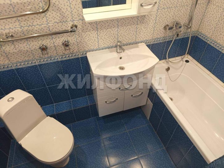 5-комн квартира Островского улица, д.7
