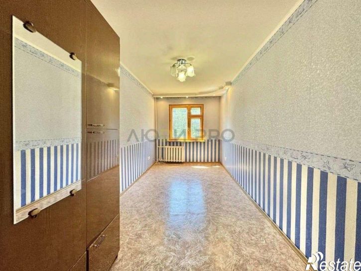 2-комн квартира ул Юрина, 216,  д. 216