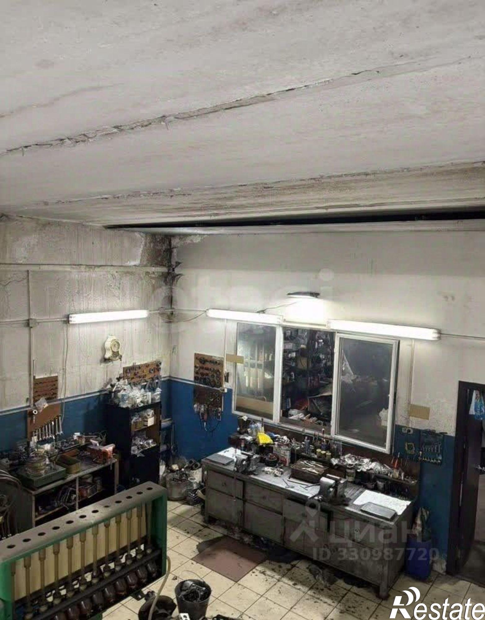 Купить гараж, место в паркинге за 3 330 690 рублей на ул Бабуркина, 22