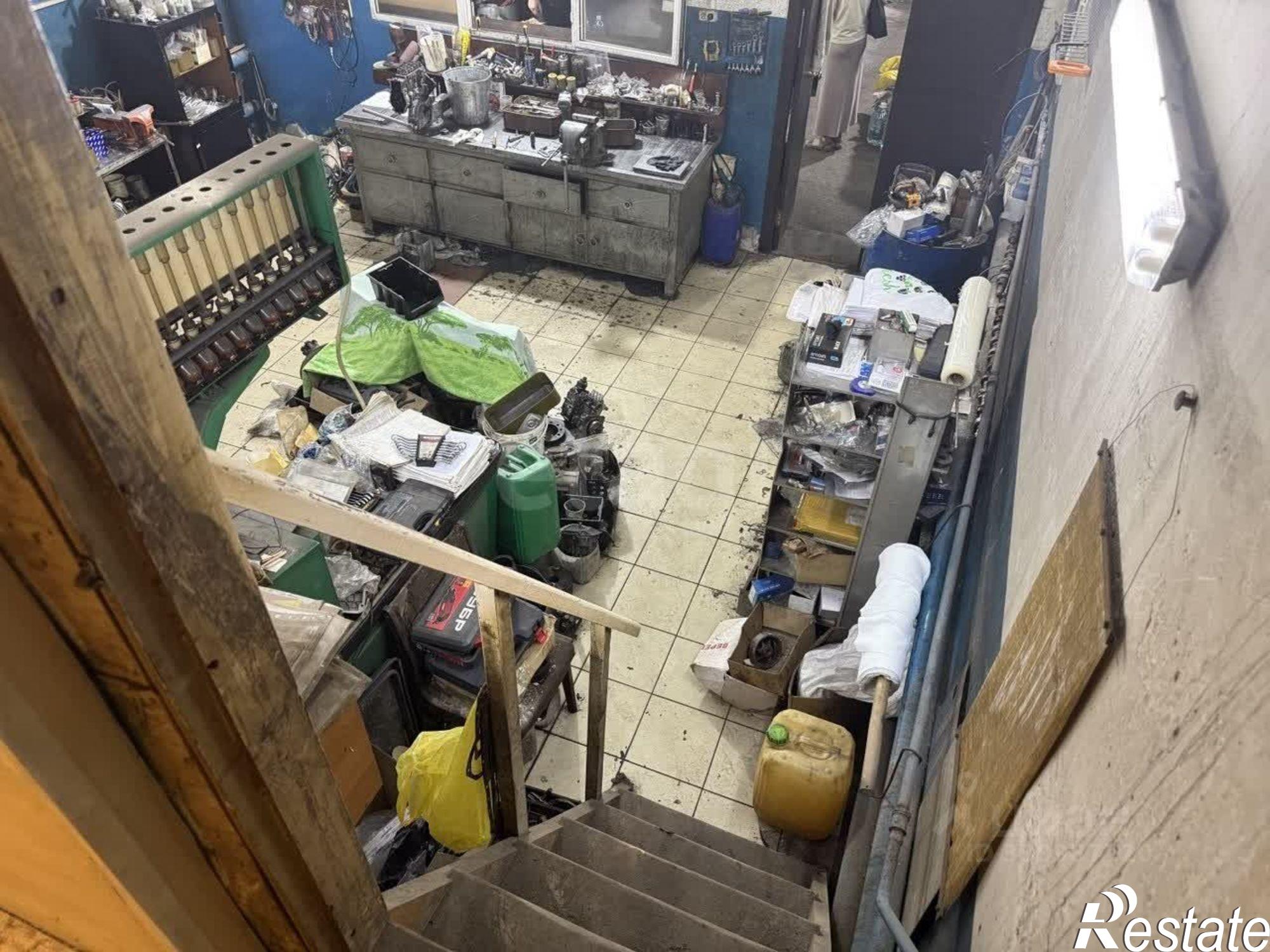 Купить гараж, место в паркинге за 3 330 690 рублей на ул Бабуркина, 22