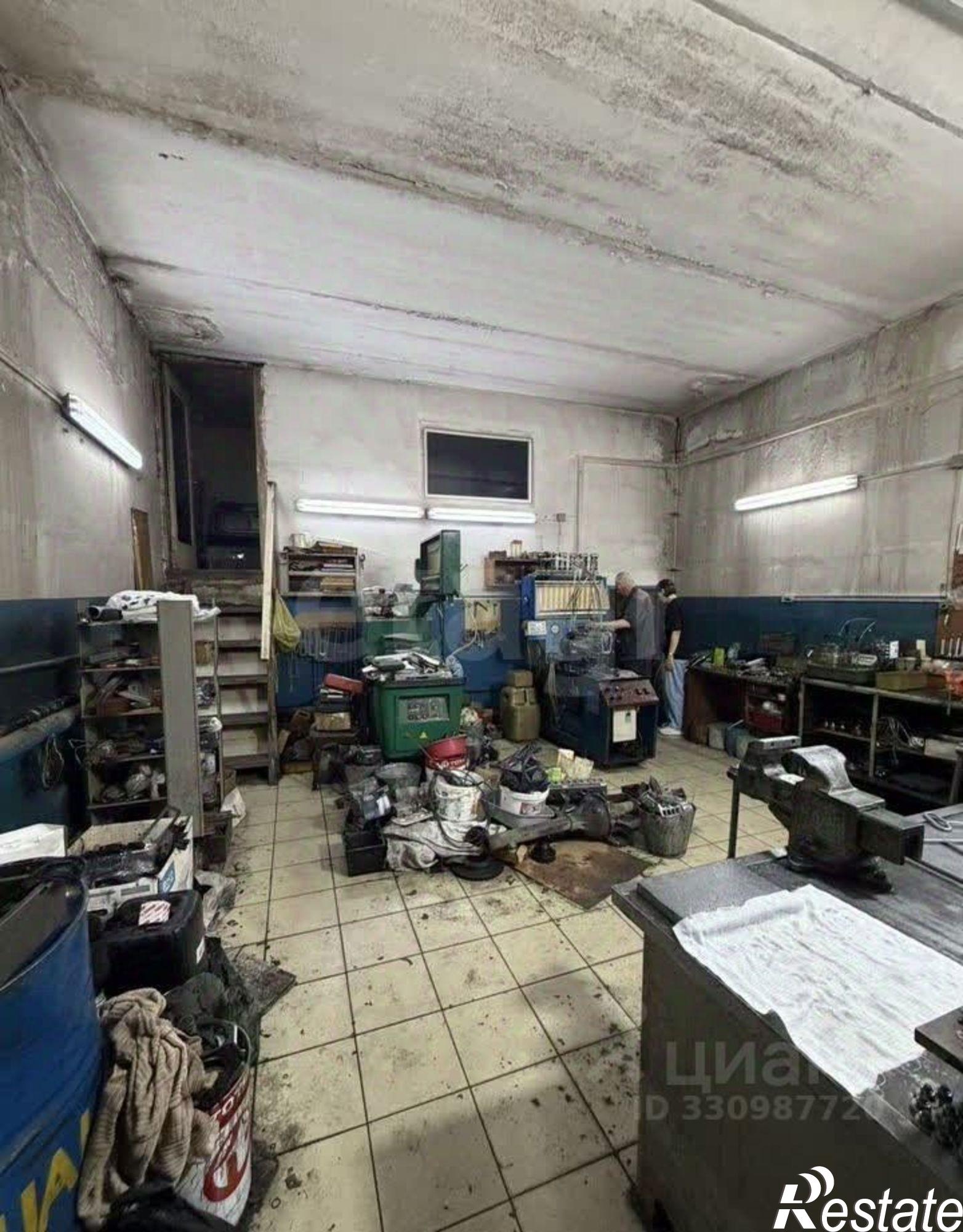 Купить гараж, место в паркинге за 3 330 690 рублей на ул Бабуркина, 22
