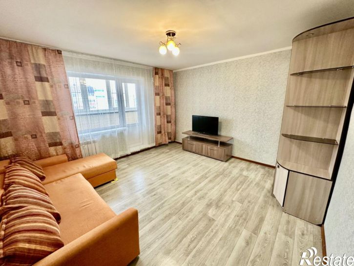 3-комн квартира улица Солнечная Поляна, 99,  д. 99