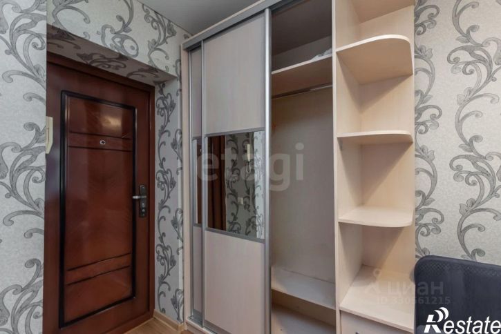 Комната ул 80 Гвардейской Дивизии, 2 2,  д. 2 2,  к. 2