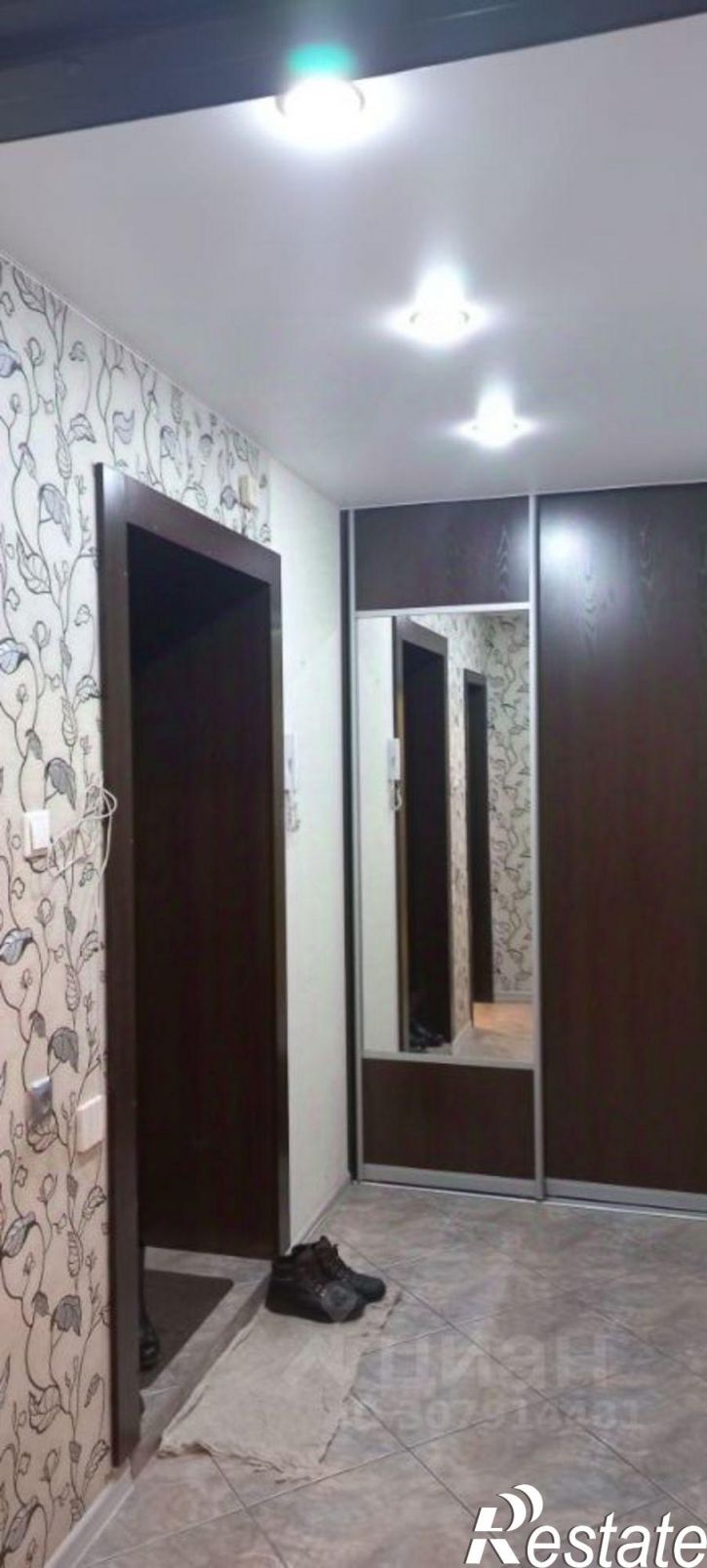 1-комн квартира Лазурная улица, 19,  д. 19