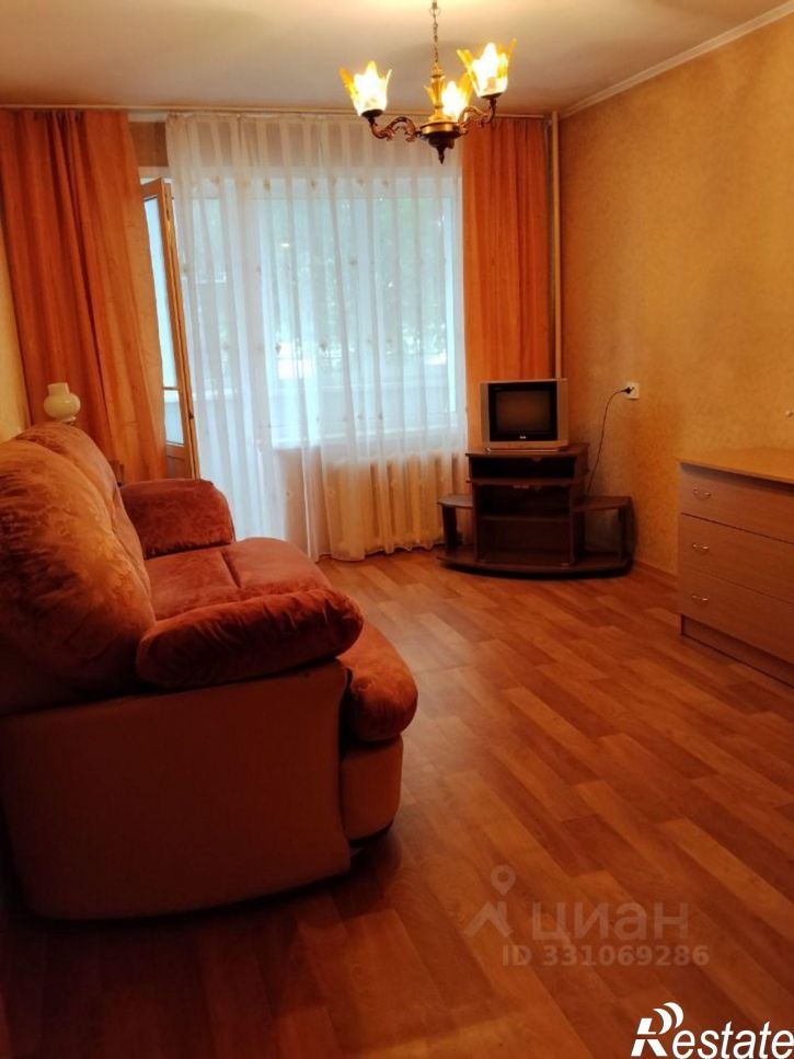 2-комн квартира улица Юрина, 265,  д. 265