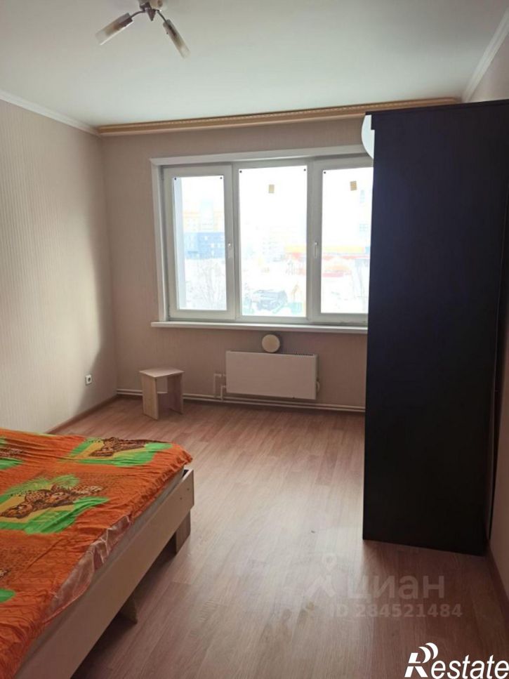 2-комн квартира улица Сергея Ускова, 33,  д. 33