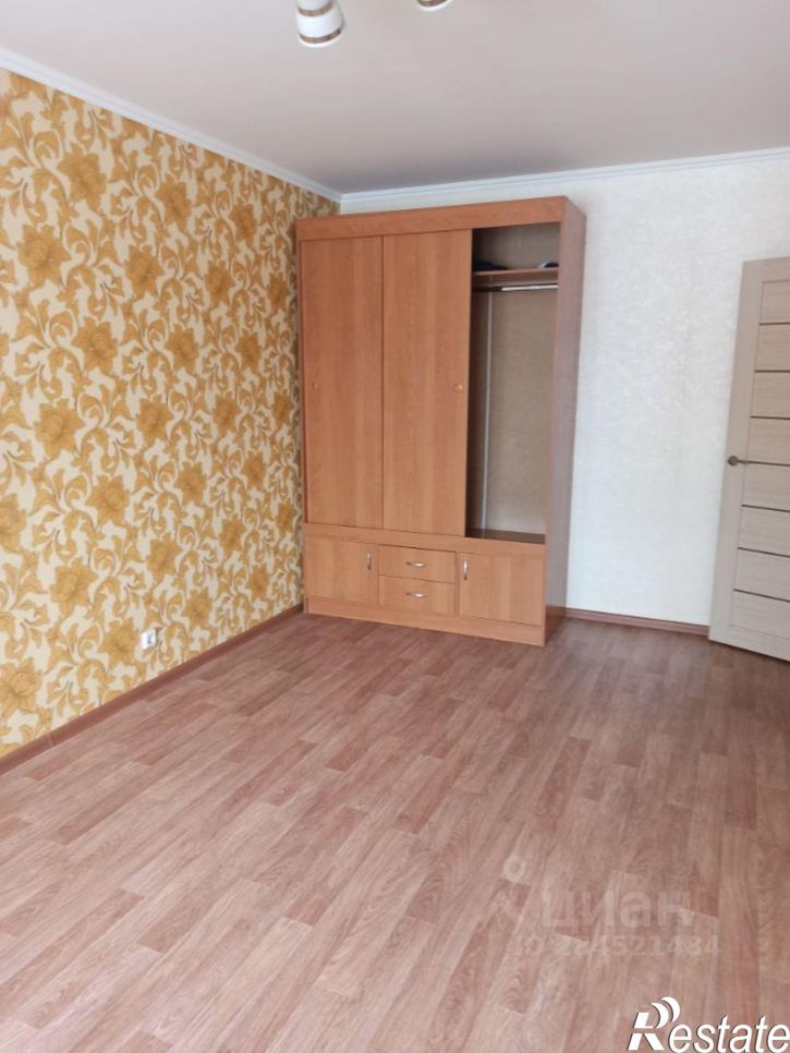 2-комн квартира улица Сергея Ускова, 33,  д. 33