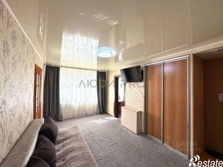 1-комн квартира улица Антона Петрова, 142,  д. 142