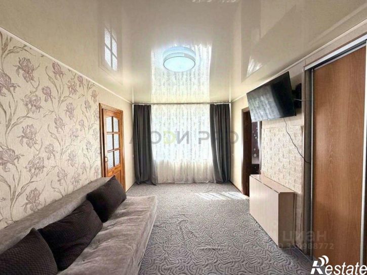 1-комн квартира улица Антона Петрова, 142,  д. 142
