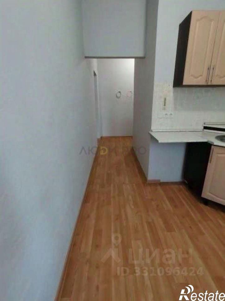 3-комн квартира улица Парижской Коммуны, 64,  д. 64