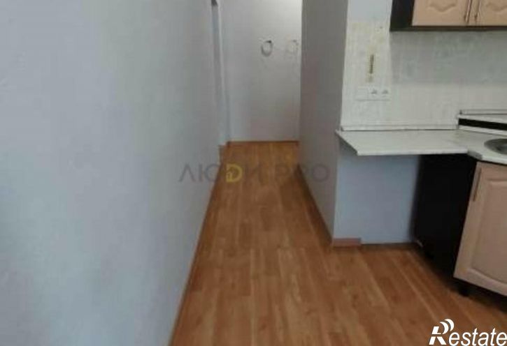 3-комн квартира улица Парижской Коммуны, 64,  д. 64