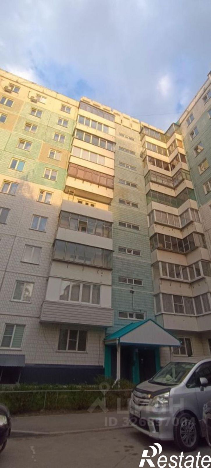 4-комн квартира Лазурная улица, 22,  д. 22