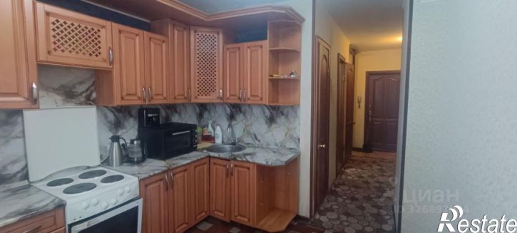 4-комн квартира Лазурная улица, 22,  д. 22