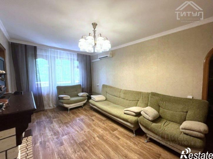 4-комн квартира ул Юрина, 244,  д. 244