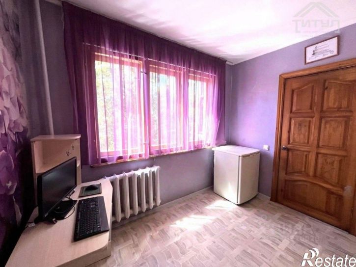 4-комн квартира ул Юрина, 244,  д. 244