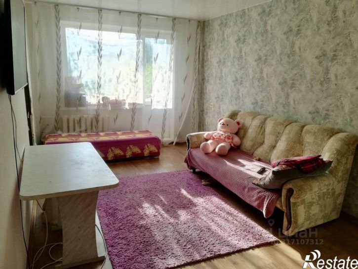 3-комн квартира улица Гущина, 199,  д. 199