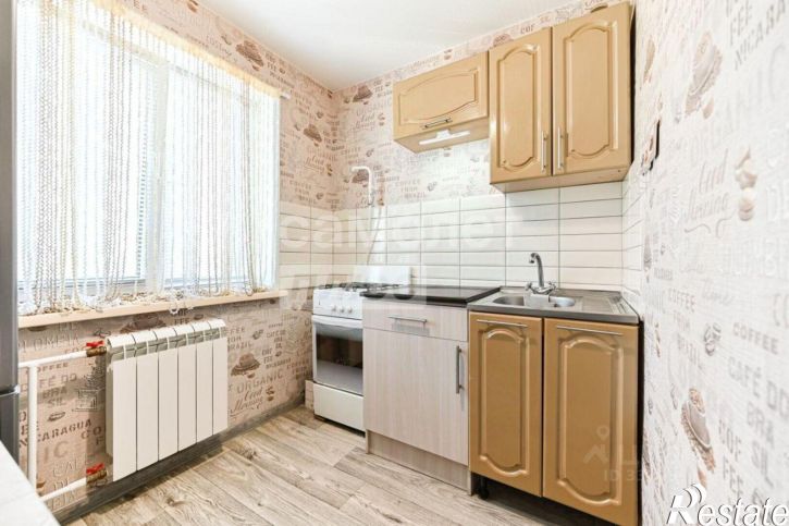 1-комн квартира улица Георгия Исакова, 226,  д. 226