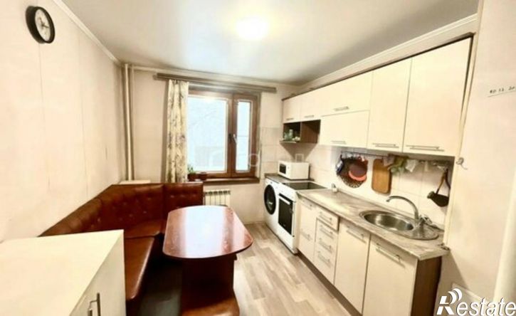 3-комн квартира улица Солнечная Поляна, 3,  д. 3