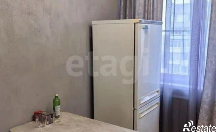 3-комн квартира улица Попова, 18,  д. 18