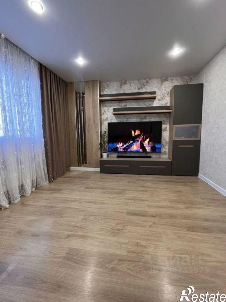 3-комн квартира улица Монтажников, 6,  д. 6