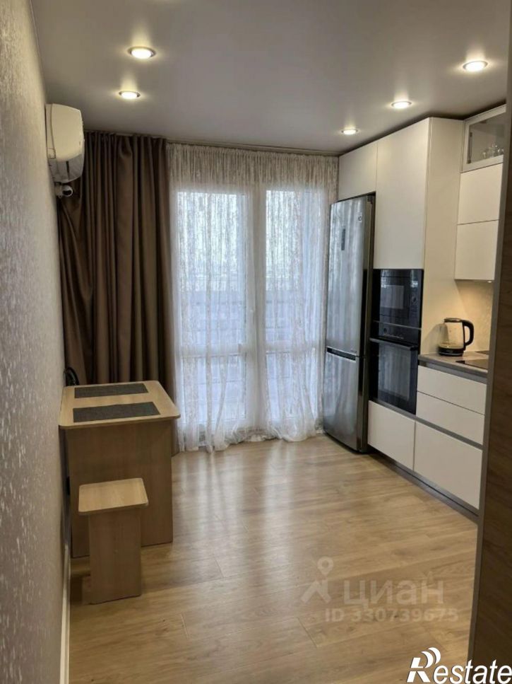 3-комн квартира улица Монтажников, 6,  д. 6