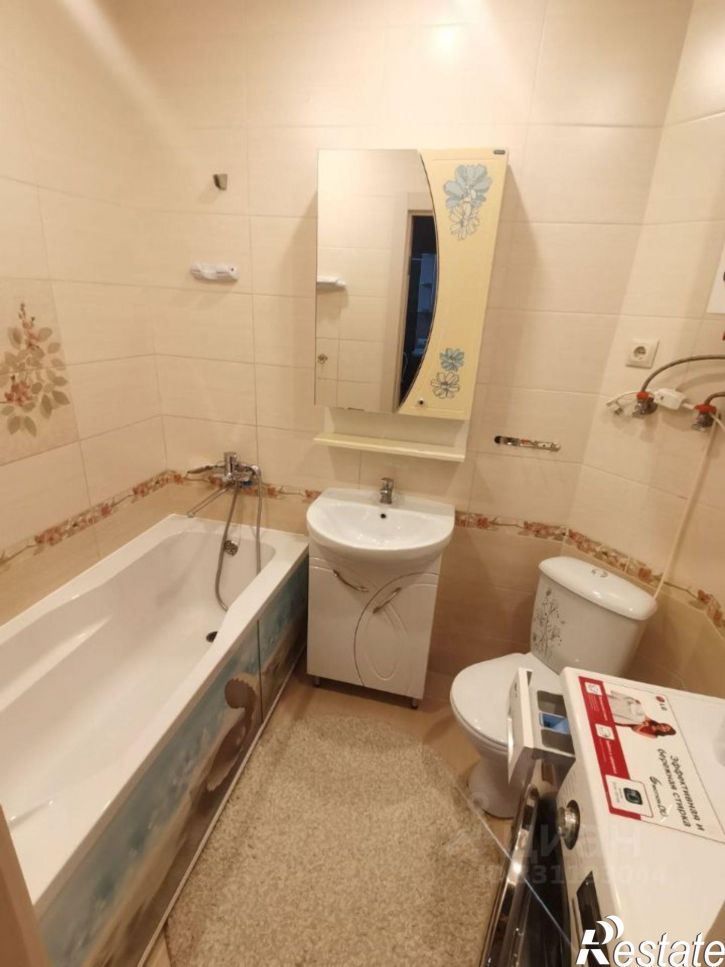 2-комн квартира Взлётная улица, 38,  д. 38