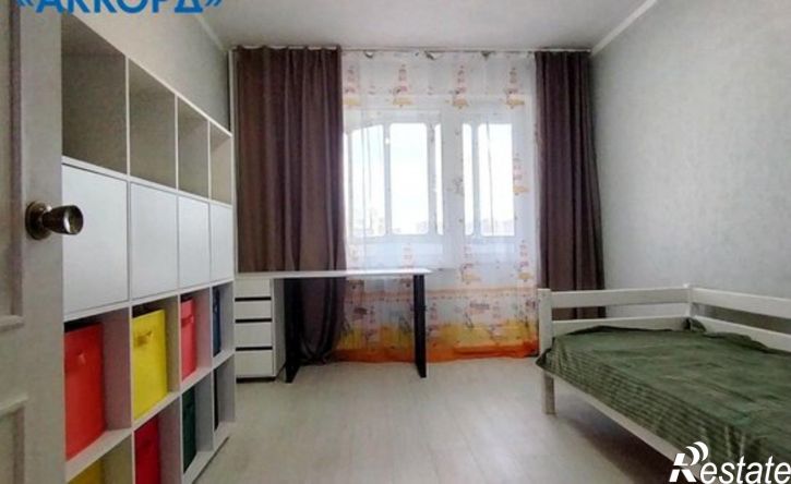 3-комн квартира Лазурная улица, 34,  д. 34