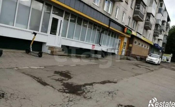 2-комн квартира ул Юрина, 241,  д. 241
