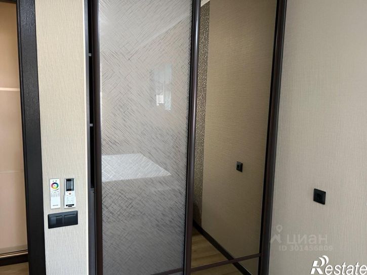 2-комн квартира улица Антона Петрова, 221Г,  д. 221Г