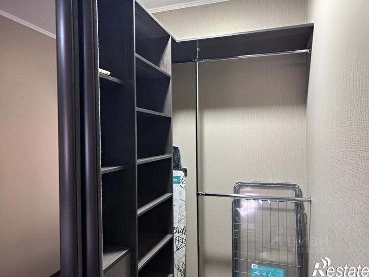 2-комн квартира улица Антона Петрова, 221Г,  д. 221Г